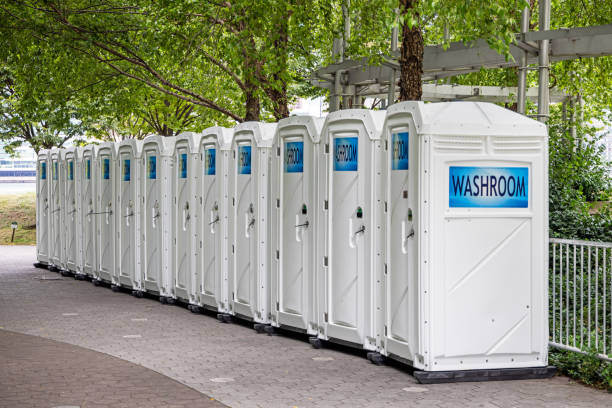 Best Porta potty delivery and setup  in Blissfield, MI