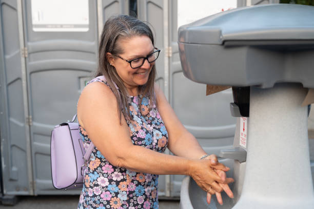 Best Luxury portable toilet rental  in Blissfield, MI